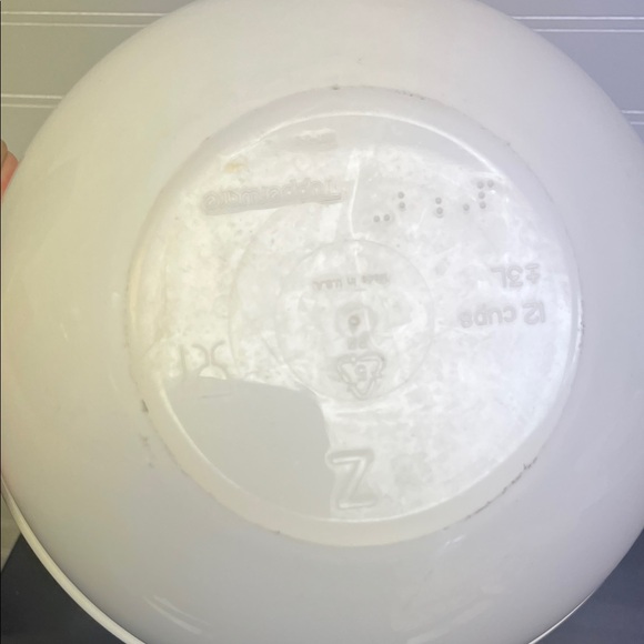 Vintage nesting Tupperware Pastel Bowl Collection with Lids - Picture 9 of 13